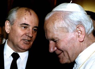 Jean Paul II et Gorbatschow