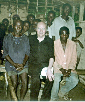 invit&eacute; chez les Pygm&eacute;es