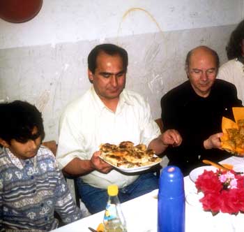 &ecirc;tre &agrave; leurs c&ocirc;t&eacute;s